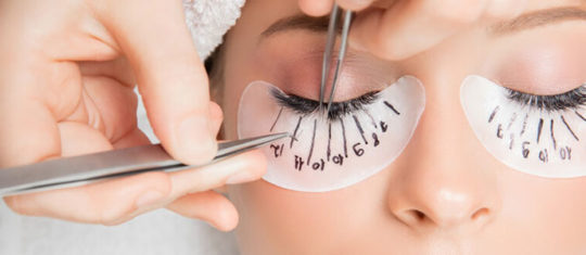 Matériel extensions de cils pour professionnels